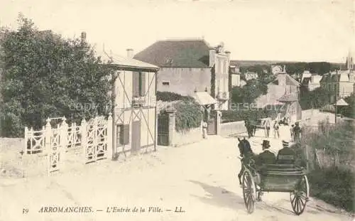 AK / Ansichtskarte Arromanches-les-Bains Bayeux 14 Calvados Entrée de la ville Pferdedroschke