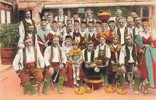 AK / Ansichtskarte Bethmale Saint-Girons 09 Ariege Les vieux costumes Pyrénéens Costumes de Bethmale