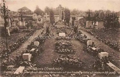 AK / Ansichtskarte VOUZIERS Aisne 08 Ardennes Feldzug 1914/15 Friedhof Grabdenkmal der gefallenen deutschen Kameraden von Landsturm-Bat. Leipzig