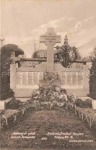 AK / Ansichtskarte VOUZIERS Aisne 08 Ardennes Heldengrab gefallener deutscher Kameraden Feldzug 1914-16 Feldpost No. 28