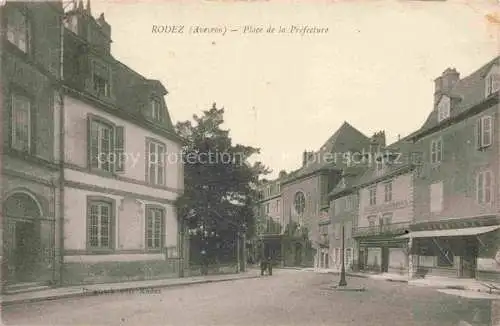 AK / Ansichtskarte RODEZ 12 Aveyron Place de la Préfecture