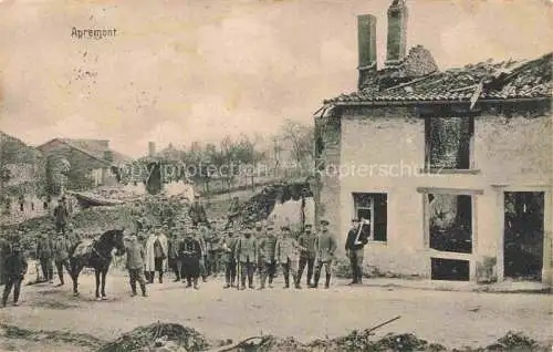 AK / Ansichtskarte Apremont Vouziers 08 Ardennes Ruines Grande Guerre Truemmer 1. Weltkrieg Gruppenbild Nr. 123a