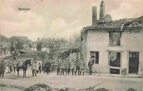 AK / Ansichtskarte Apremont Vouziers 08 Ardennes Ruines Grande Guerre Truemmer 1. Weltkrieg Gruppenbild Nr. 270
