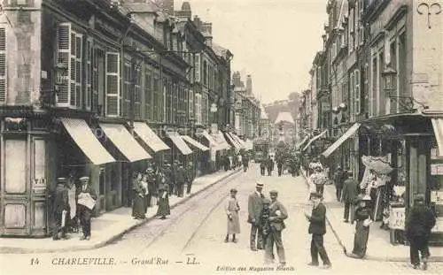 AK / Ansichtskarte CHARLEVILLE -MEZIERES 08 Ardennes Grande Rue
