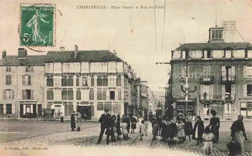 AK / Ansichtskarte CHARLEVILLE -MEZIERES 08 Ardennes Place Nevers et Rue du Palais