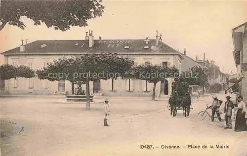 AK / Ansichtskarte Divonne-les-Bains GEX 01 Ain Place de la Mairie