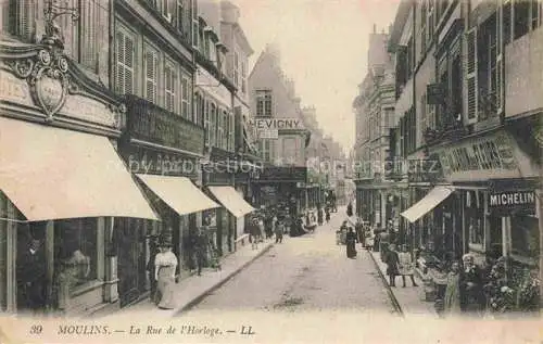 AK / Ansichtskarte Moulins  03 Allier La Rue de l'Horloge