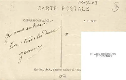 AK / Ansichtskarte VICHY 03 Allier Place de la Source de l'Hopital Schwestern