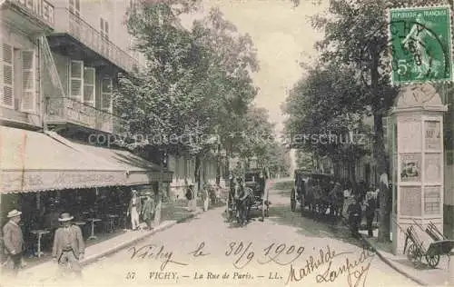 AK / Ansichtskarte VICHY 03 Allier La Rue de Paris
