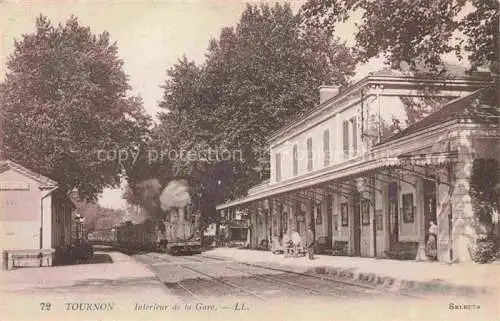 AK / Ansichtskarte Tournon -sur-Rhone 07 Ardeche Interieur de la Gare