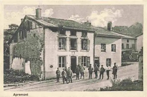 AK / Ansichtskarte Apremont Vouziers 08 Ardennes Ortspartie mit Soldaten