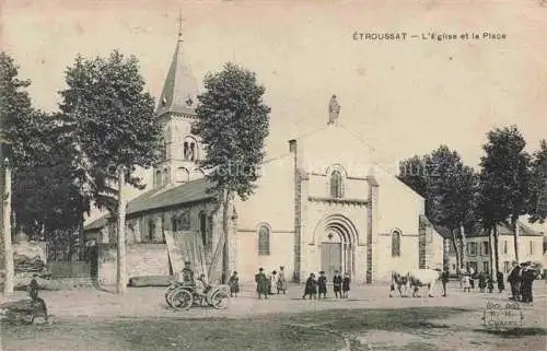 AK / Ansichtskarte Etroussat Moulins 03 Allier Eglise et la Place
