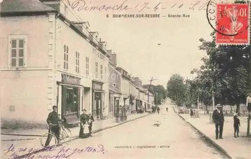 AK / Ansichtskarte Dompierre-sur-Besbre Moulins 03 Allier Grande Rue