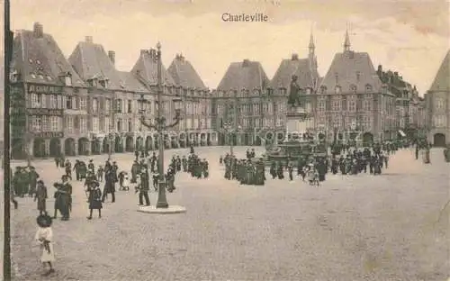 AK / Ansichtskarte CHARLEVILLE -MEZIERES 08 Ardennes Place de la Republique