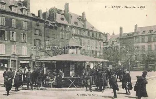 AK / Ansichtskarte RODEZ 12 Aveyron Place de la Cite