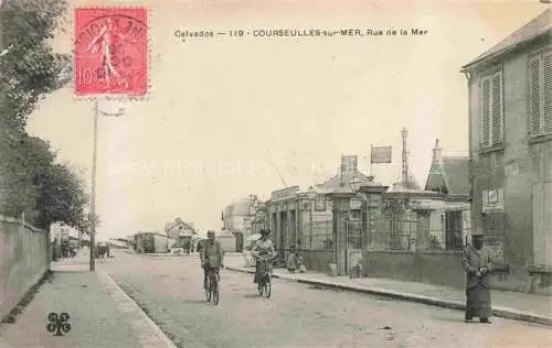 AK / Ansichtskarte Courseulles-sur-Mer CAEN 14 Calvados Rue de la Mer