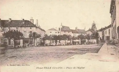 AK / Ansichtskarte Is-sur-Tille DIJON 21 Cote-d Or Place de l'Eglise