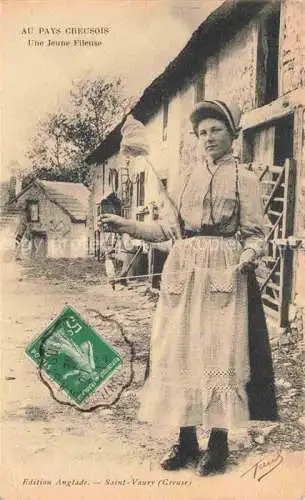 AK / Ansichtskarte Saint-Vaury Gueret 23 Creuse Une jeune fileuse Costumes
