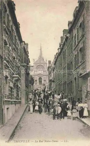 AK / Ansichtskarte TROUVILLE -SUR-MER 14 Calvados Rue Notre-Dame