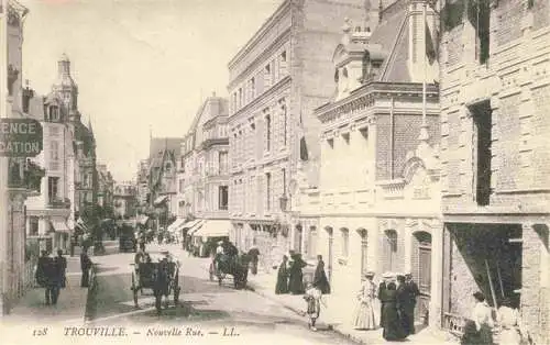 AK / Ansichtskarte TROUVILLE -SUR-MER 14 Calvados Nouvelle Rue