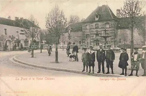 AK / Ansichtskarte Savigny-les-Beaune BEAUNE 21 Cote-d Or La Place et le vieux château