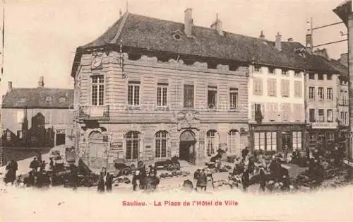 AK / Ansichtskarte Saulieu Montbard 21 Cote-d Or Place de l'Hôtel de Ville