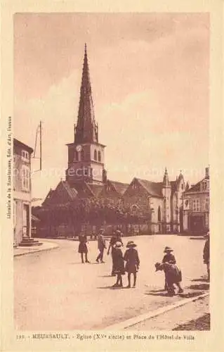 AK / Ansichtskarte Meursault BEAUNE 21 Cote-d Or Eglise XVe siècle et Place de l'Hôtel de Ville