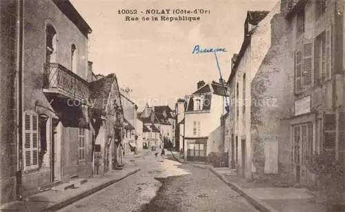 AK / Ansichtskarte Nolay BEAUNE 21 Cote-d Or Rue de la République