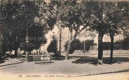 AK / Ansichtskarte ARCACHON 33 Gironde La Place Carnot