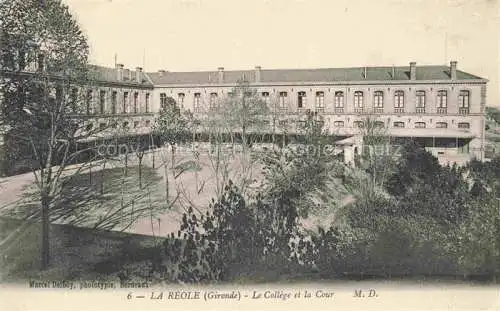 AK / Ansichtskarte La Reole Langon 33 Gironde Le College et la Cour