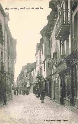 AK / Ansichtskarte Redon 35 Ille-et-Vilaine La Grande Rue