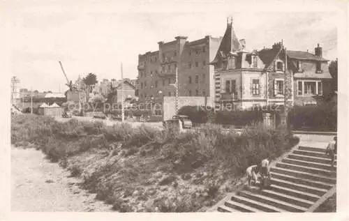 AK / Ansichtskarte Rotheneuf Saint-Malo 35 Ille-et-Vilaine Descente a la Plage et le Grand Hotel