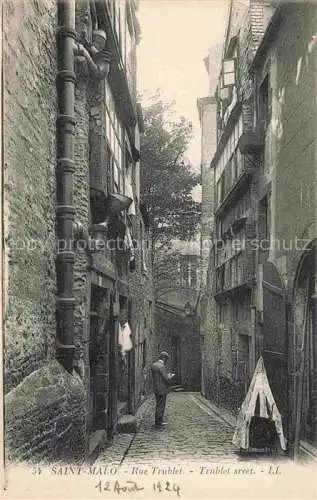 AK / Ansichtskarte SAINT-MALO ST-MALO 35 Rue Trublet 