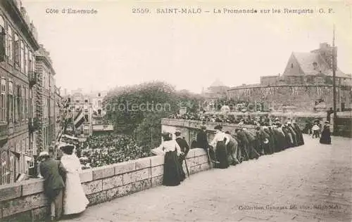 AK / Ansichtskarte SAINT-MALO ST-MALO 35 La Promenade sur les Remparts