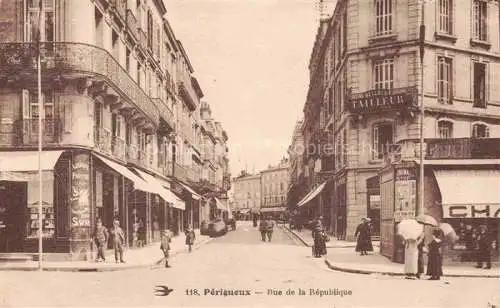 AK / Ansichtskarte PERIGUEUX 24 Dordogne Rue de la Republique