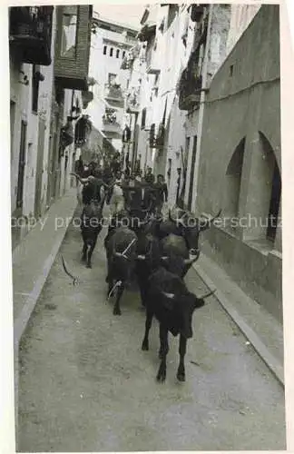 AK / Ansichtskarte Pamplona Navarra ES Stierlauf durch die Altstadt