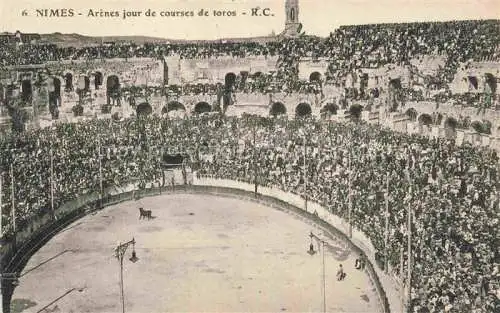 AK / Ansichtskarte NIMES 30 Gard Arenes jour de courses de toros