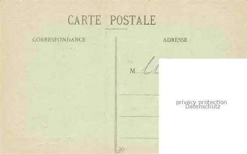 AK / Ansichtskarte Uzes NIMES 30 Gard Place du Marche au Ble Caserne Brueys