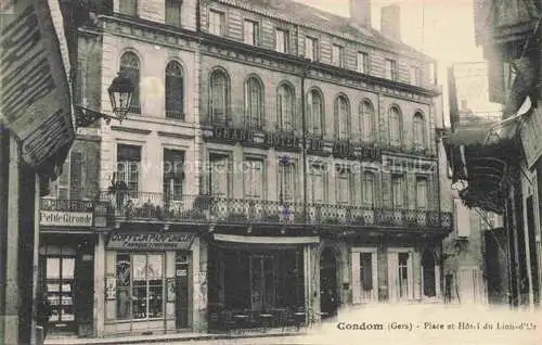 AK / Ansichtskarte CONDOM -en-Armagnac 32 Gers Place et Hotel du Lion d'Or