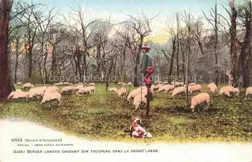AK / Ansichtskarte Ares Arcachon 33 Gironde Berger Landais gardant son troupeau dans la grand lande