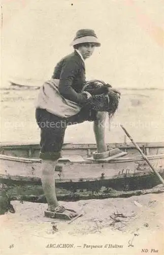 AK / Ansichtskarte ARCACHON 33 Gironde Parqueuse d'Huitres