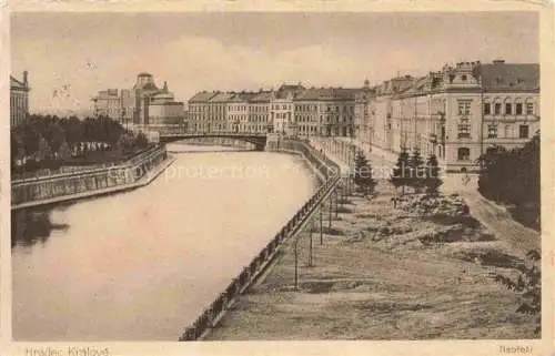 AK / Ansichtskarte HRADEC KRALOVE Koeniggraetz CZ Partie am Fluss