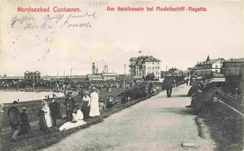 AK / Ansichtskarte CUXHAVEN Nordseebad Am Spielbassin bei Modellschiff-Regatta Promenade