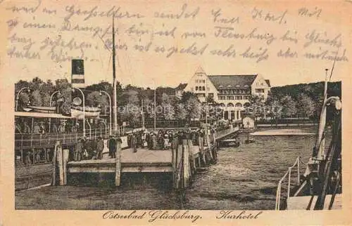 AK / Ansichtskarte Gluecksburg  Ostseebad Flensburg Schleswig-Holstein Kurhotel Dampfer Anleger