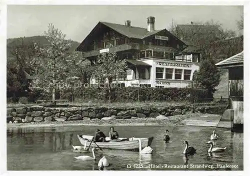 AK / Ansichtskarte Faulensee Bad Thunersee BE Hotel Restaurant Strandweg Bootfahren Schwaene