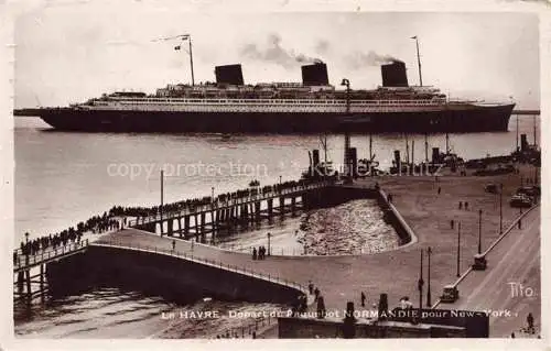 AK / Ansichtskarte Dampfer Oceanliner Le Havre Normandie New York 