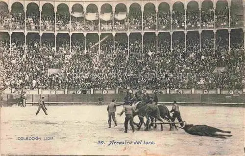 AK / Ansichtskarte Stierkampf Corrida de Toros Bullfight-- Arrastre del toro