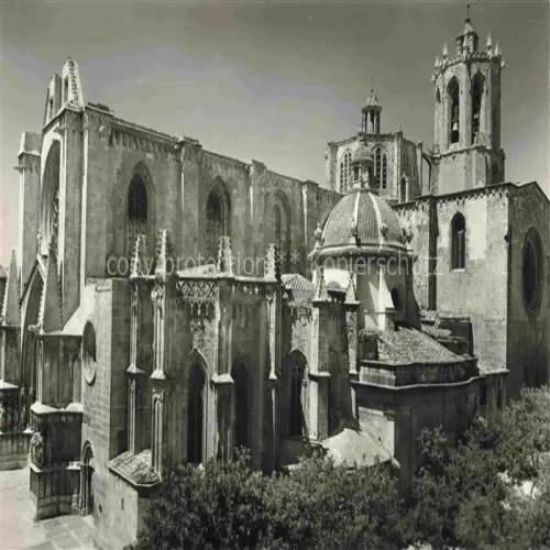 AK / Ansichtskarte TARRAGONA ES Catedral Campanario y abside