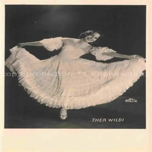 AK / Ansichtskarte Tanz Taenzer Dance Baile-- Thea Wildi Berlin