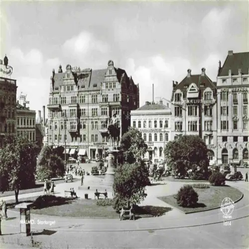 AK / Ansichtskarte Malmoe  Sweden Motiv Stadtzentrum Denkmal